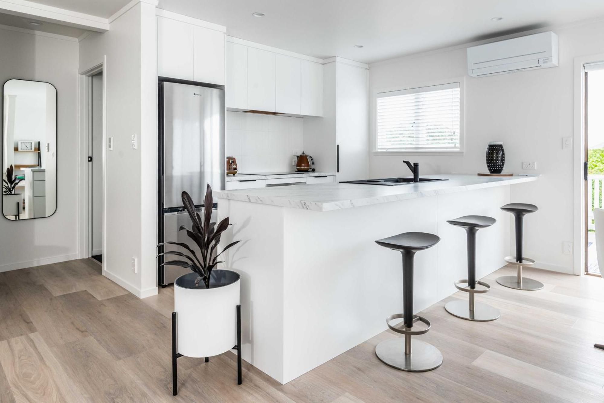 Awesome Beach House On Oceanview Road Mount Maunganui Bagian luar foto
